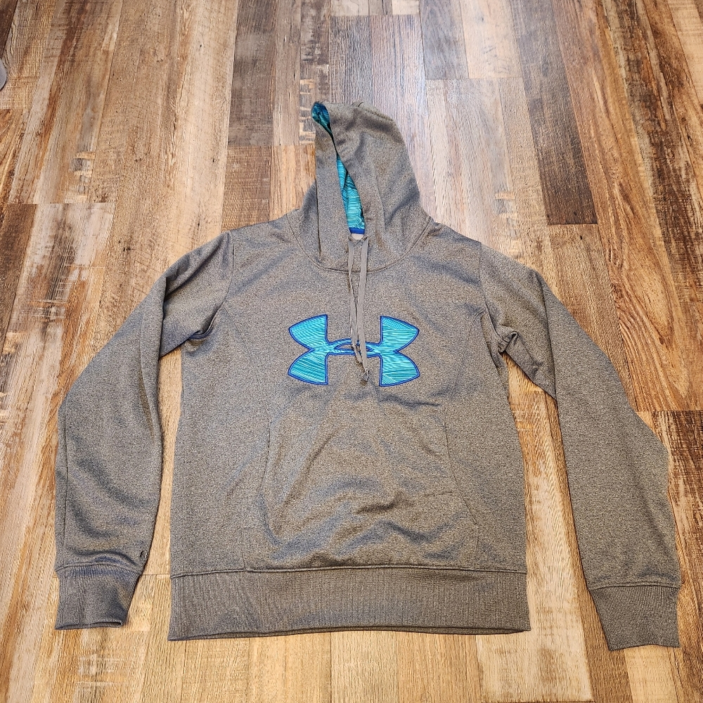 Under Armour Semi Fitted Hoodie